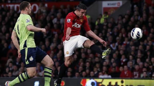 فان بيرسي بالرقم 20 يهدي مانشستر يونايتد اللقب 20