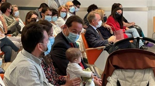 سابقة.. أطباء ينجحون في زراعة أمعاء لرضيعة إسبانية