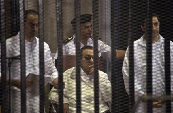 انطلاق جلسة محاكمة مبارك والعادلي ومساعديه في قضية «قتل المتظاهرين»