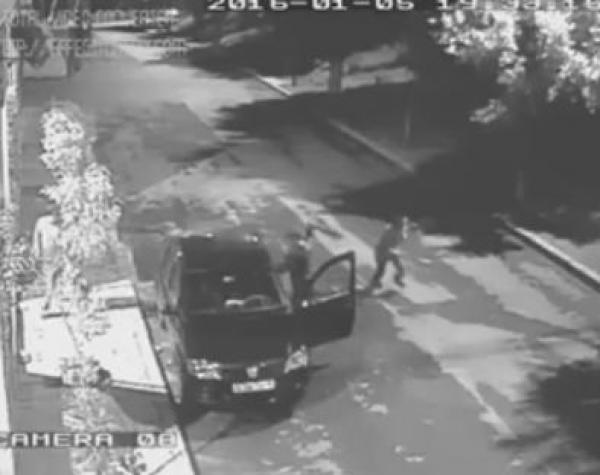 الدار البيضاء .. مستجدات جريمة سرقة مواطن والاعتداء عليه بسيف الموثقة عبر شريط فيديو على الانترنت