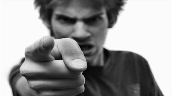 من مداخل الشيطان للإنسان .. الغضب