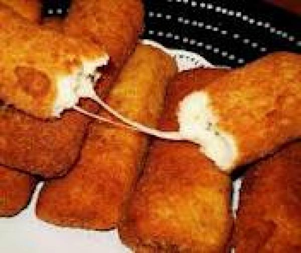 أصابع الموزاريلا المقلية