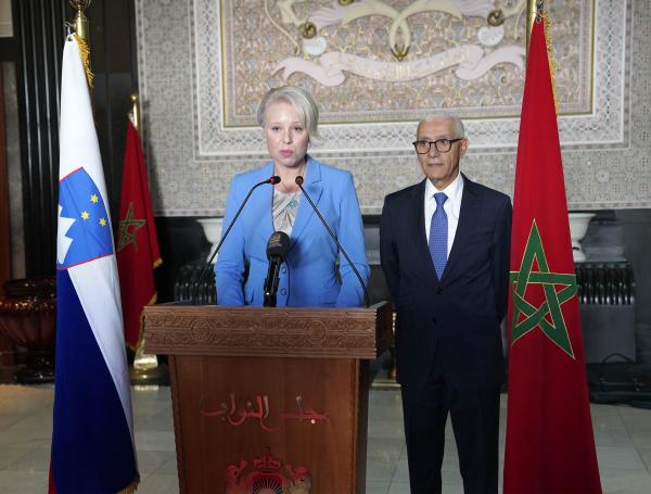 راشيد الطالبي العلمي رفقة أورشكا كلاكوشار زوبانشيش