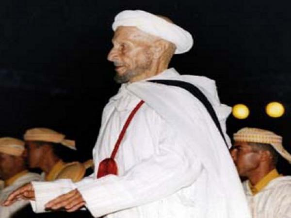 المايسترو موحا والحسين أشيبان بالمستشفى عقب أزمة قلبية 