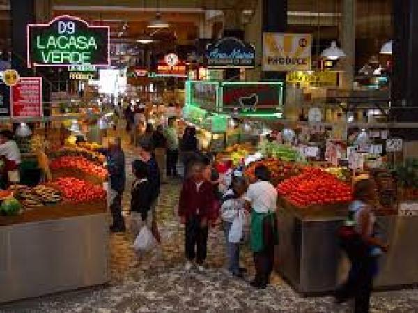 تربح 90 ألف دولار تعويضا عن انزلاقها بأحد متاجر سيدني