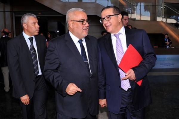 "خدام الدولة" تثير انتقادات واسعة في صفوف الفايسبوكيين و هذا ما يطالبون به