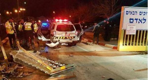 شاهد كيف دهست فتاة فلسطينية الشرطة الاسرائيلية