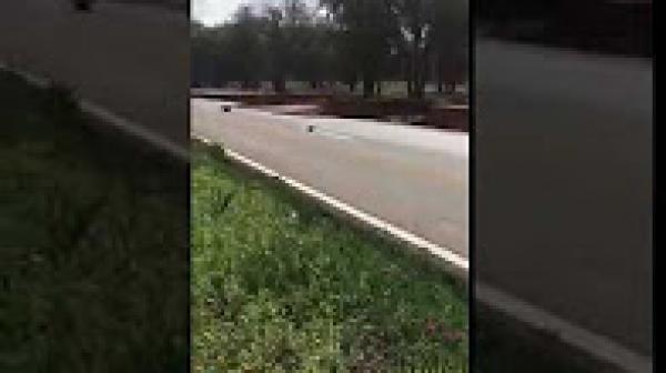 شاهد إنهيار الطريق السريع بين الرباط و علال البحراوي