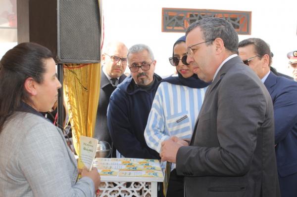 بالفيديو:عامل الإقليم يشرف على حفل تكريم المرأة القاسمية بمناسبة 8 مارس