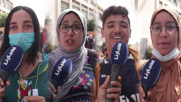 تصريحات مثيرة لتلاميذ البكالوريا "آداب عصرية" ...الحراسة كانت مشددة والامتحان ماشي ساهل