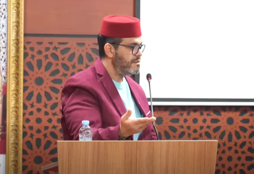 مستشار استقلالي بطنجة يثير الجدل بتصريحات تدافع عن إسرائيل