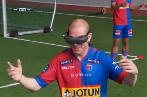 بالفيديو: مباراة كرة قدم بين فريقين معصوبي الأعين