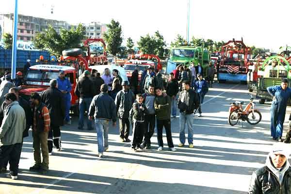 منع سيارات « الديبناج » من دخول محجز شارع الجولان  