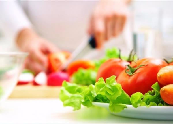 علاج مرضى آلام البطن وعسر الهضم تناول الطعام بدون "جلوتين"