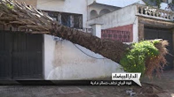 شاهد ..رياح قوية تخلف خسائر مادية في الدار البيضاء