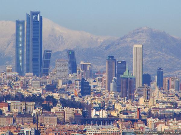 تعليق الصلوات الخمس في أكبر مساجد مدريد حتى إشعار آخر