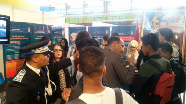 المديرية العامة للأمن الوطني تواصل سياسة الانفتاح بحضور متميز ومشاركة وازنة في انشطة الملتقى الدولي للطالب ببني ملال