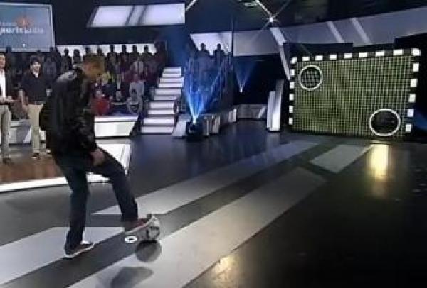 موقف محرج للاعب مصري محترف في برنامج ألماني 
