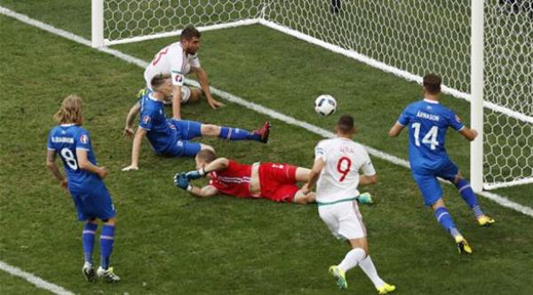 المجر تدرك التعادل مع آيسلندا بنيران صديقة