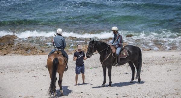 السلطات تقرر إغلاق عدد من الشواطئ المغربية ابتداء من منتصف ليلة الاحد