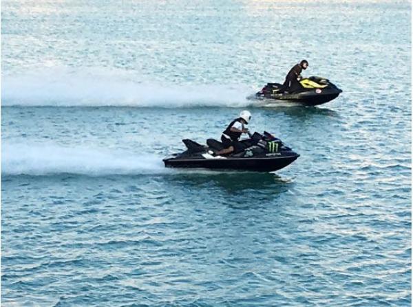 جولة سياحية ب"جيت سكي" لأب وابنته بأكادير كادت أن تتحول إلى كارثة وهذا ما وقع