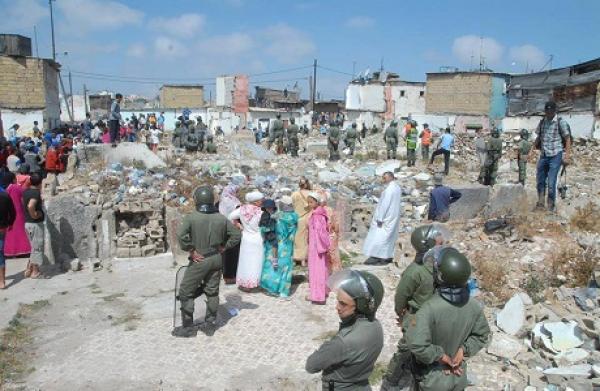 عاجل: السيبة فسلا..اشهار السواطير والعصي في وجه السلطات والأمن وهذه التفاصيل