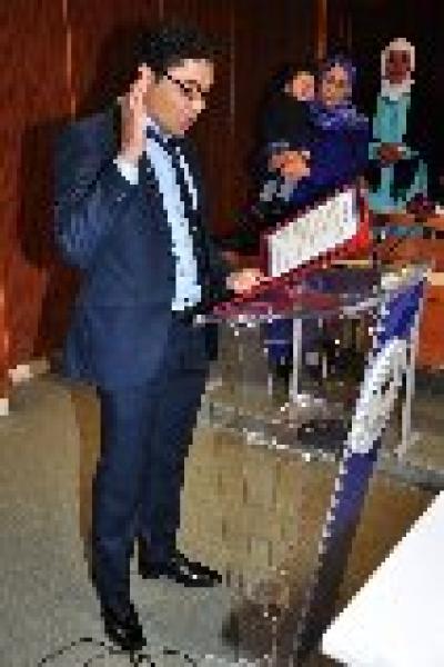 دكتوراه بالعربية في كلية مفرنسة