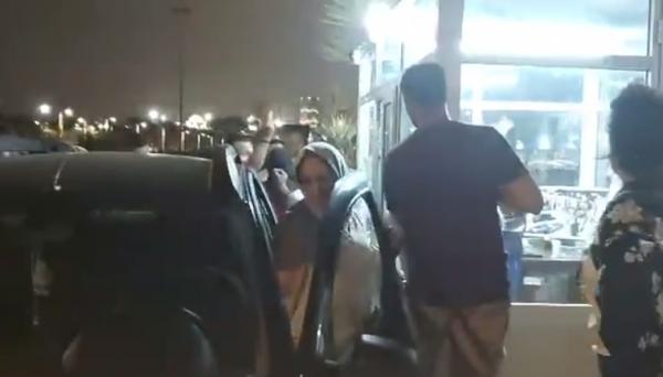 احتجاج مواطنين على طريقة الأداء بموقف السيارات مارينا سلا ابي رقراق