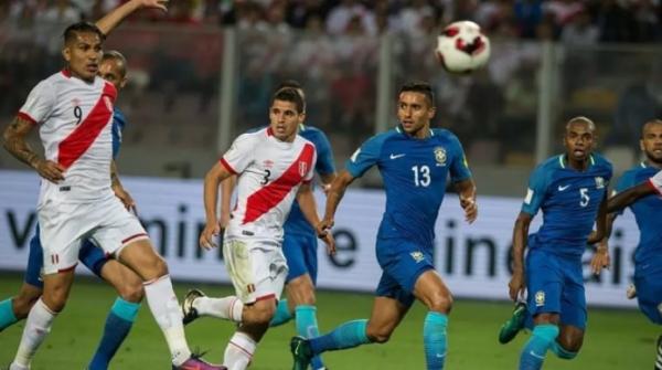 البرازيل تفوز على البيرو بثنائية نظيفة وتقترب من بلوغ المونديال