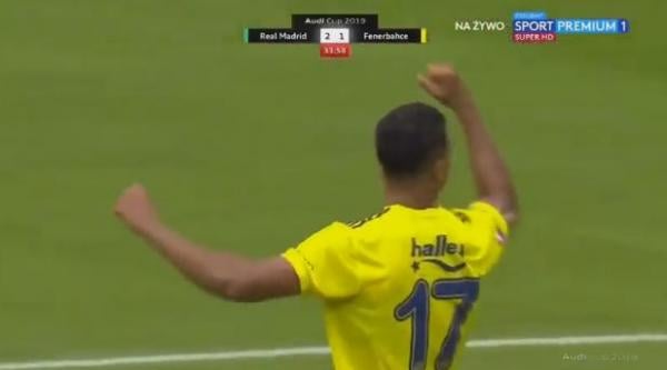 بالفيديو..درار يصالح جماهيره ويسجل هدفا رائعا ضد ريال مدريد