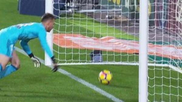 حرمان برشلونة من هدف صحيح لميسي أمام فالنسيا