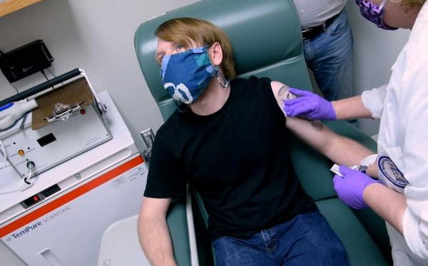 وكالة تنظيم الأدوية البريطانية توصي مرضى الحساسية الشديدة بعدم تلقي لقاح فايزر