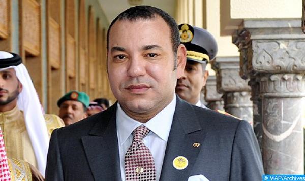 توشيح عدد من موظفي وأعوان وزارة التجهيز والنقل واللوجستيك بأوسمة ملكية