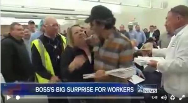 مالك شركة أمريكية يوزع 10 بالمائة من رأسمالها على العاملين فيها ويجعل منهم مليونرات