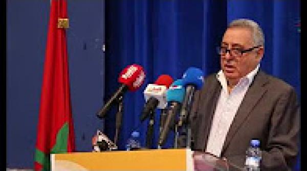 زيان: هذه هي العائلات التي تنهب ثروة الشعب وها فين كتمشي ارباح الذهب و الفوسفاط