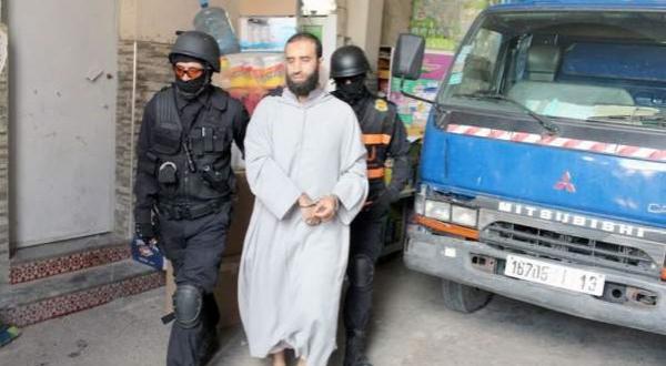 الداخلية: الموقوف كان يستغل عائدات الاستثمارات في المواد الغذائية الفاسدة  لتمويل تنظيم داعش