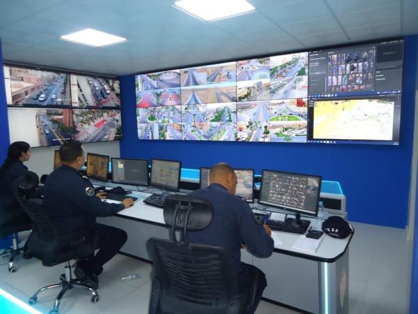 بتجهيزات متطورة.. افتتاح منشأة أمنية متكاملة بولاية أمن العيون