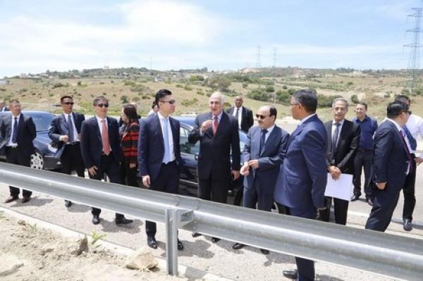 الصينيون لا يضيعون الوقت....وفد من المهندسين يحل بطنجة لتسريع انطلاقة مشروعهم الصناعي الضخم