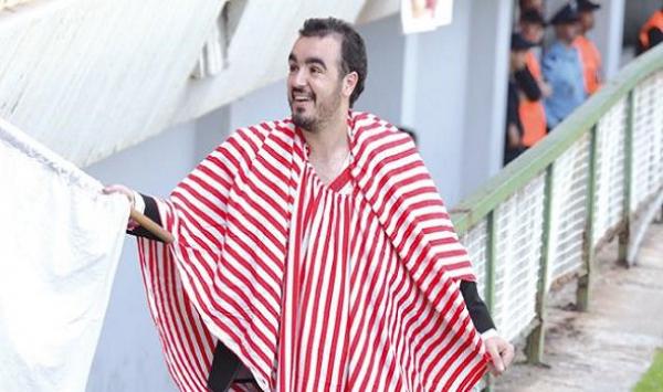 اللجنة المكلفة بتوزيع التذاكر تنفي استغلال اشرف ابرون للتذاكر لاغراض انتخابية