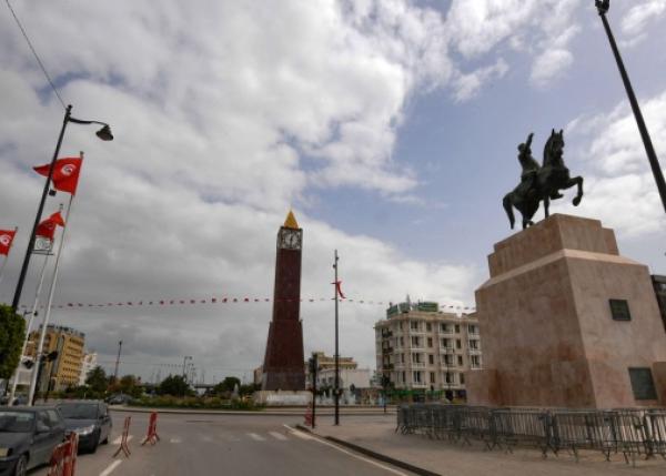 في إطار الحجر الصحي ... مدينة فرنسية تمنع السكان من الابتعاد عن منازلهم لأكثر من 10 أمتار