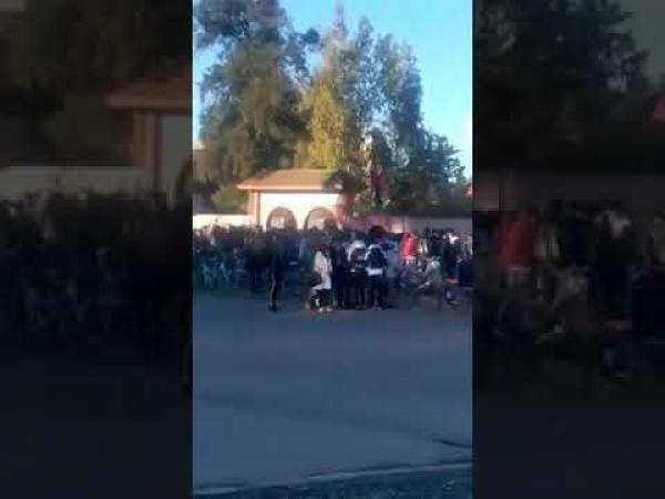 تلاميذ وتلميذات بأزيلال وخريبكة وسوق السبت يحتجون ضد التوقيت الصيفي (فيديوهات)