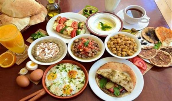 تعرف على أفضل وأسوأ الأطعمة للسحور