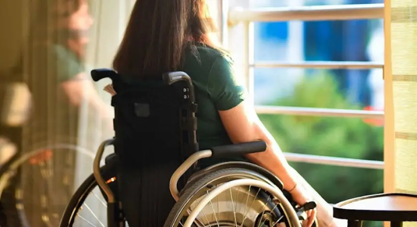 علاج ثوري يُعيد الأمل لمرضى تلف غضروف الركبة باستخدام خلايا الأنف