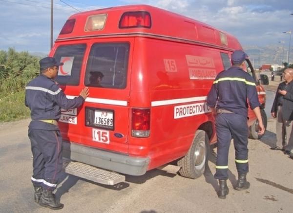 فاجعة...اصطدام بين سيارة أجرة كبيرة و سيارة نقل البضائع يخلف 4 قتلى بينهم سيدتين وطفل 