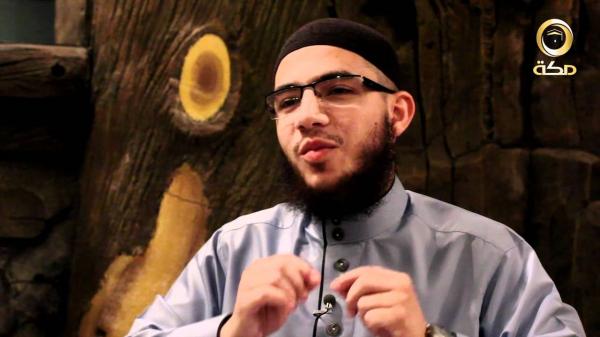 فتوى مثيرة : بعض رموز الواتساب حرام...