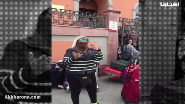 صرخة مهاجرة مغربية عالقة بإسبانيا "دخلونا لبلادنا وخا تلوحونا في الجبال"