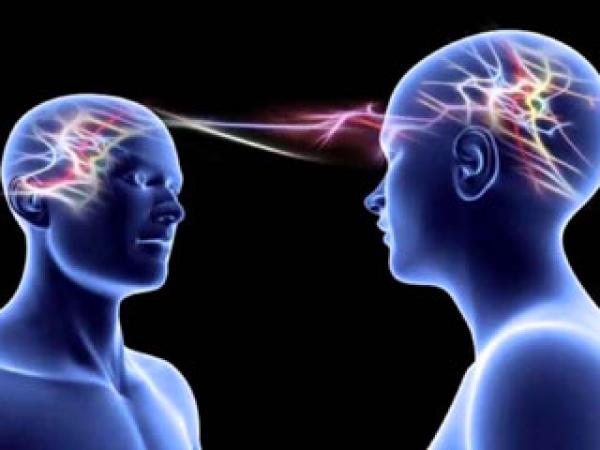 معجزة علمية : لأول مرة .. دماغان يتواصلان ذهنيا عبر آلاف الكيلومترات