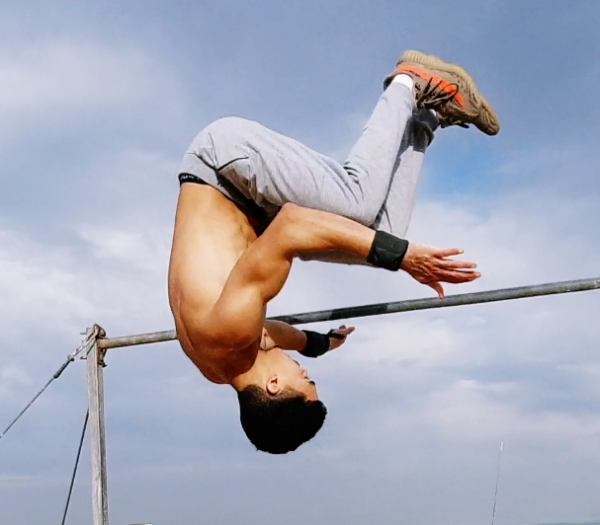 هاد خونا بزاف.. طالب جامعي تعلم الفريستايل غير فالزنقة ودابا ولا عندو النيفو طالع بزاف