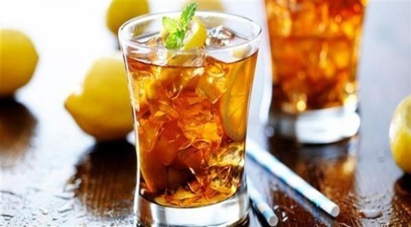 تعرف على مخاطر  الشاي المثلج