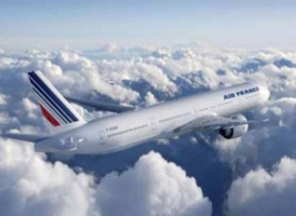 تغريم "إير فرانس" لطردها ناشطة مغربية متجهة إلى إسرائيل بحجة أنها "غير يهودية'